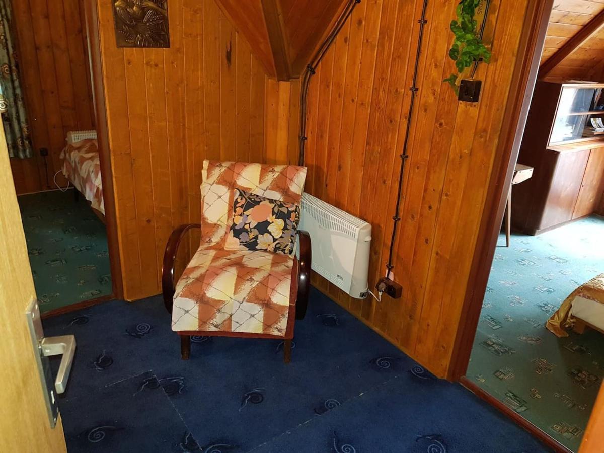 Slovak Cottage Near Bratislava In The Heart Of The Carpathians 莫德拉 外观 照片