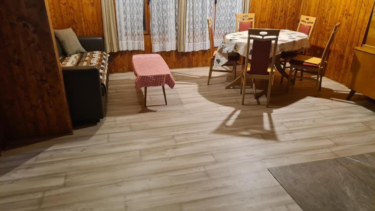 Slovak Cottage Near Bratislava In The Heart Of The Carpathians 莫德拉 外观 照片